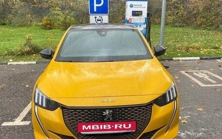 Peugeot 208 II, 2022 год, 1 465 000 рублей, 11 фотография