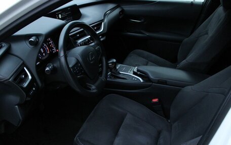 Lexus UX I, 2020 год, 2 540 000 рублей, 12 фотография