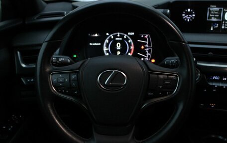 Lexus UX I, 2020 год, 2 540 000 рублей, 15 фотография