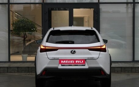 Lexus UX I, 2020 год, 2 540 000 рублей, 6 фотография