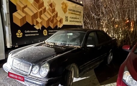 Mercedes-Benz E-Класс, 1997 год, 125 000 рублей, 1 фотография