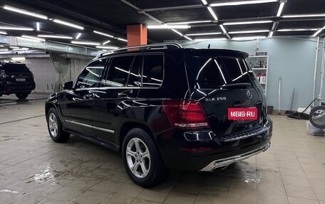 Mercedes-Benz GLK-Класс, 2015 год, 2 100 000 рублей, 13 фотография
