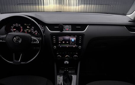 Skoda Octavia, 2017 год, 1 699 000 рублей, 13 фотография