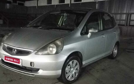 Honda Fit III, 2002 год, 260 000 рублей, 2 фотография