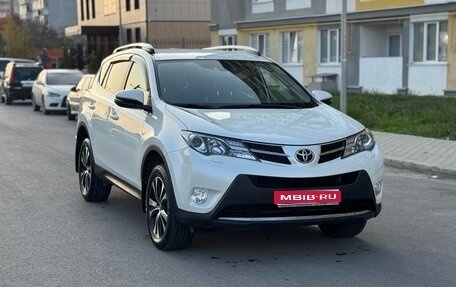 Toyota RAV4, 2014 год, 2 300 000 рублей, 1 фотография