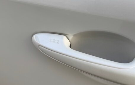 Toyota RAV4, 2014 год, 2 300 000 рублей, 8 фотография