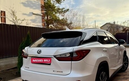 Lexus RX IV рестайлинг, 2017 год, 4 200 000 рублей, 12 фотография