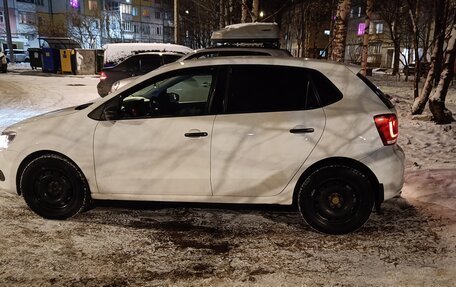 Volkswagen Polo VI (EU Market), 2010 год, 630 000 рублей, 4 фотография