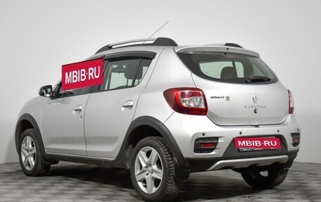 Renault Sandero II рестайлинг, 2015 год, 815 000 рублей, 7 фотография