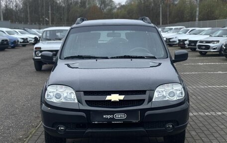 Chevrolet Niva I рестайлинг, 2017 год, 673 900 рублей, 2 фотография