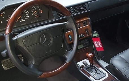 Mercedes-Benz E-Класс, 1994 год, 3 500 000 рублей, 1 фотография