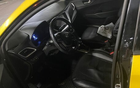 Hyundai Solaris II рестайлинг, 2018 год, 720 000 рублей, 12 фотография