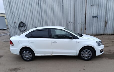 Volkswagen Polo VI (EU Market), 2019 год, 800 000 рублей, 3 фотография