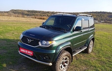 ЛуАЗ Patriot, 2017 год, 1 050 000 рублей, 20 фотография