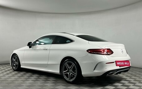 Mercedes-Benz C-Класс, 2018 год, 3 599 000 рублей, 6 фотография