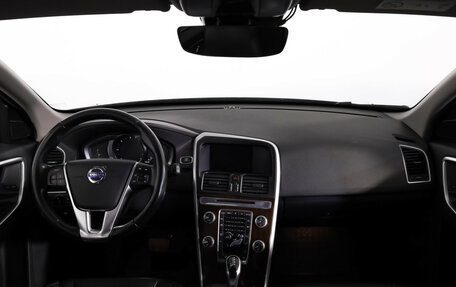 Volvo XC60 II, 2017 год, 2 225 000 рублей, 10 фотография