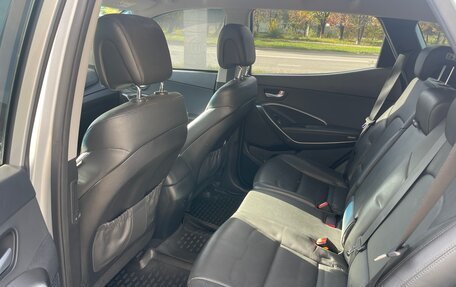 Hyundai Santa Fe III рестайлинг, 2017 год, 2 500 000 рублей, 8 фотография