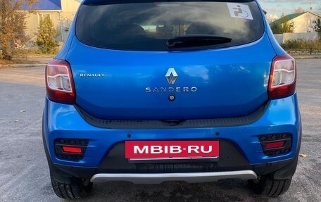 Renault Sandero II рестайлинг, 2015 год, 880 000 рублей, 7 фотография