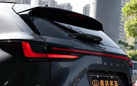 Lexus NX, 2022 год, 3 900 000 рублей, 7 фотография