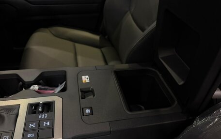 Toyota Land Cruiser Prado, 2025 год, 9 200 000 рублей, 18 фотография