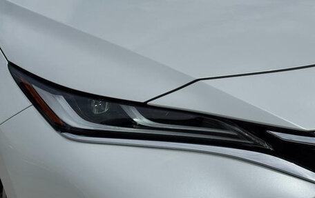 Toyota Harrier, 2022 год, 2 800 000 рублей, 7 фотография