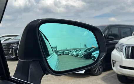 Toyota Harrier, 2022 год, 2 800 000 рублей, 17 фотография