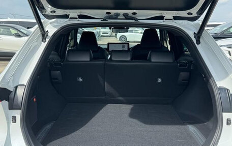 Toyota Harrier, 2022 год, 2 800 000 рублей, 22 фотография