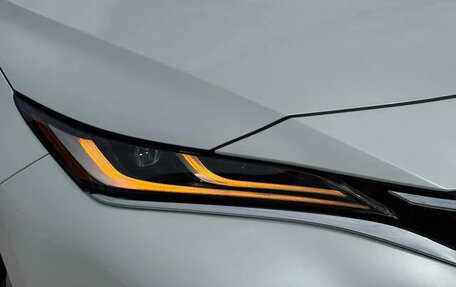 Toyota Harrier, 2022 год, 2 800 000 рублей, 16 фотография