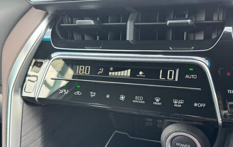 Toyota Harrier, 2022 год, 2 800 000 рублей, 25 фотография