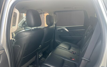 Mitsubishi Pajero Sport III рестайлинг, 2019 год, 2 500 000 рублей, 8 фотография