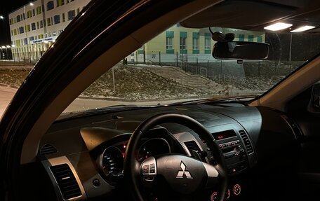 Mitsubishi Outlander III рестайлинг 3, 2008 год, 870 000 рублей, 6 фотография