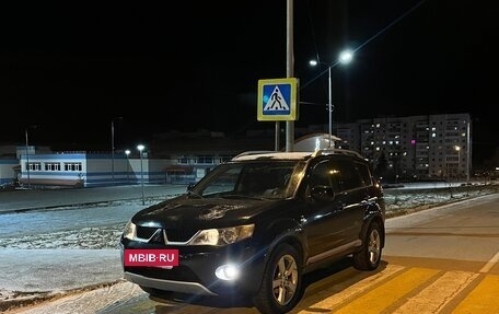 Mitsubishi Outlander III рестайлинг 3, 2008 год, 870 000 рублей, 4 фотография
