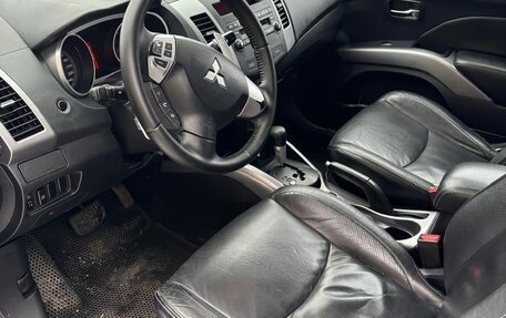 Mitsubishi Outlander III рестайлинг 3, 2008 год, 870 000 рублей, 12 фотография