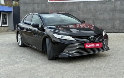 Toyota Camry, 2018 год, 2 800 000 рублей, 1 фотография