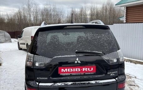 Mitsubishi Outlander III рестайлинг 3, 2008 год, 870 000 рублей, 11 фотография