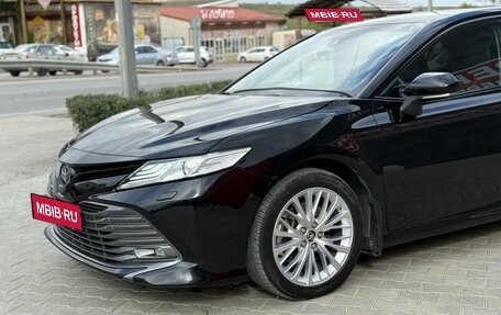 Toyota Camry, 2018 год, 2 800 000 рублей, 8 фотография