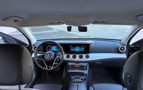 Mercedes-Benz E-Класс, 2021 год, 2 650 000 рублей, 18 фотография