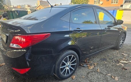 Hyundai Solaris II рестайлинг, 2015 год, 973 000 рублей, 5 фотография