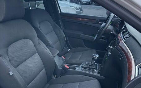 Skoda Superb III рестайлинг, 2009 год, 5 фотография