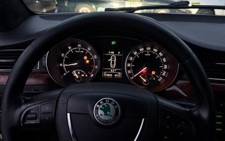 Skoda Superb III рестайлинг, 2009 год, 7 фотография