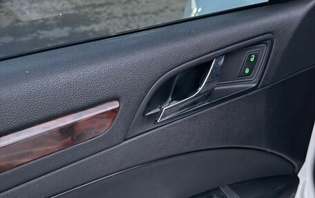 Skoda Superb III рестайлинг, 2009 год, 8 фотография