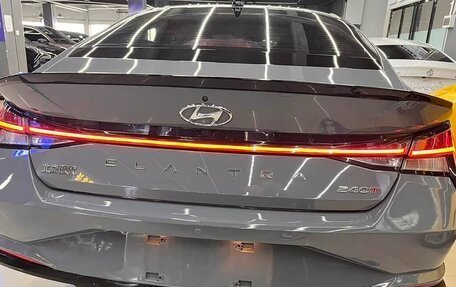 Hyundai Elantra, 2022 год, 1 600 000 рублей, 4 фотография