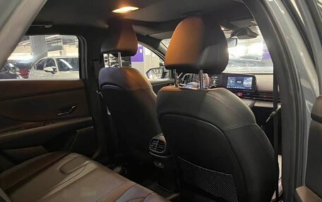 Hyundai Elantra, 2022 год, 1 600 000 рублей, 15 фотография
