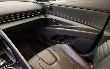 Hyundai Elantra, 2022 год, 1 600 000 рублей, 14 фотография