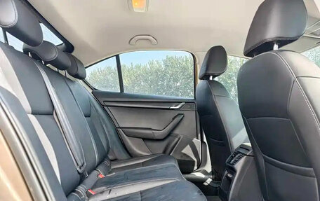 Skoda Octavia, 2021 год, 1 514 000 рублей, 10 фотография