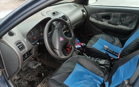 Mitsubishi Carisma I, 1998 год, 140 000 рублей, 6 фотография