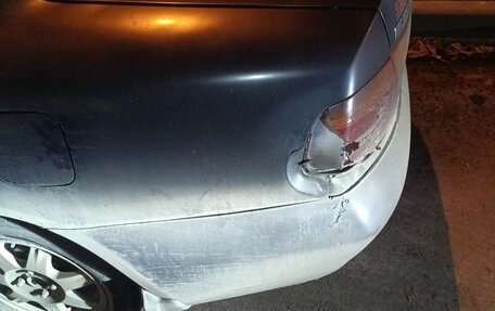 Mitsubishi Carisma I, 1998 год, 140 000 рублей, 8 фотография