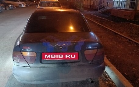 Mitsubishi Carisma I, 1998 год, 140 000 рублей, 5 фотография