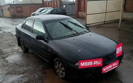 Mitsubishi Carisma I, 1998 год, 140 000 рублей, 3 фотография