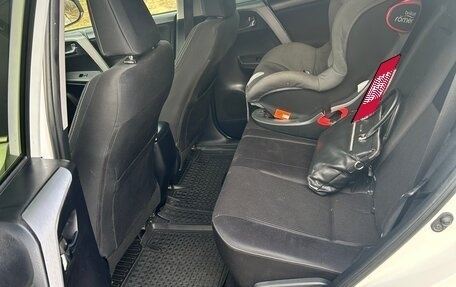 Toyota RAV4, 2012 год, 1 499 000 рублей, 11 фотография